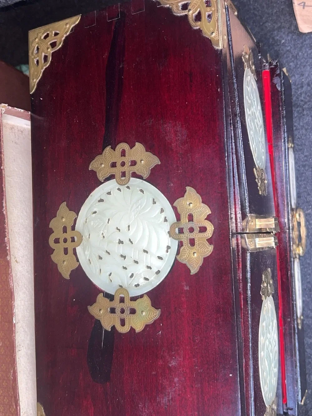 N/A ornate wooden